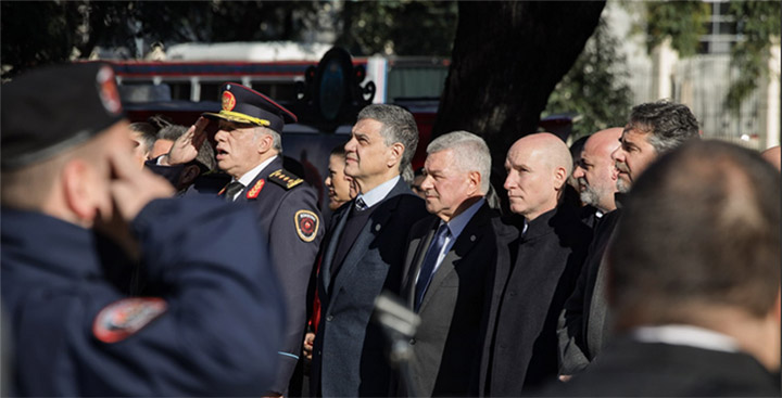 Homenaje a bomberos caídos