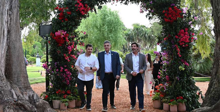 Reabren el Patio Andaluz Reabren el Patio Andaluz