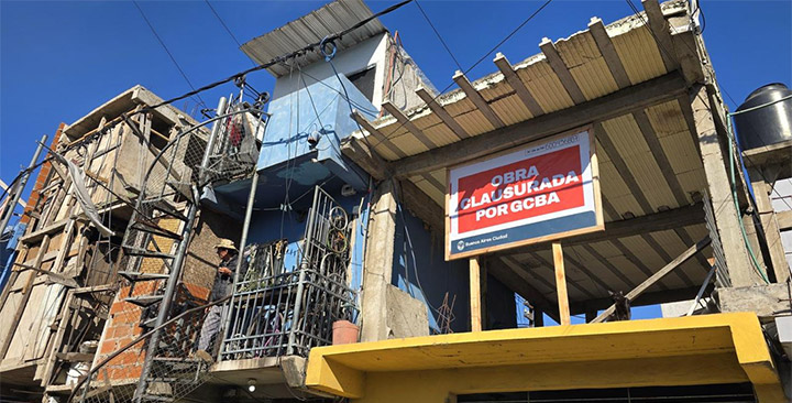 Clausuran construcciones clandestinas