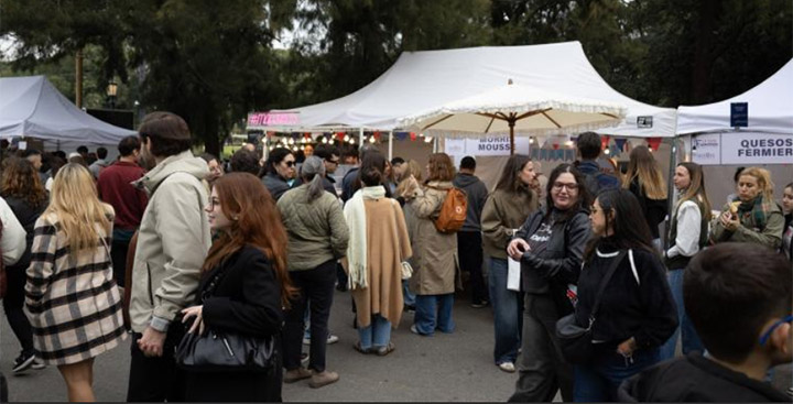 Feria Francesa en Recoleta Feria Francesa en Recoleta