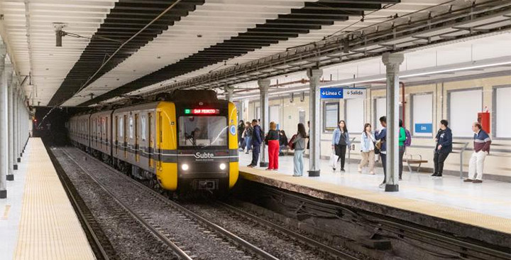 Línea A: Servicio reducido Línea A: Servicio reducido