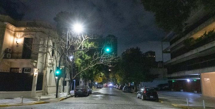 Más iluminación y seguridad