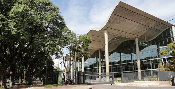 Los porteños primero